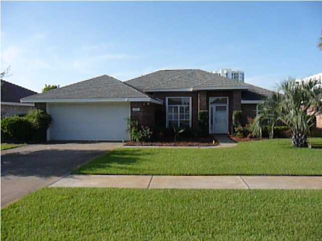 SPACIOUS 3 BEDROOM 2 BATH HOME WITH FENCED BACKYARD.HOUSE HAS SPLIT FLOOR PLAN FOR BEDROOMS. ALL APPLIANCES EXCEPT WASHER AND DRYER INCLUDED IN THE RENT PAYMENT. NICE FENCED IN BACK YARD. HOUSE HAS HURRICANE SHUTTERS. QUIET SUBDIVISION AND KID FRIENDLY! CLOSE TO EVERYTHING! KITCHEN HAS BEEN UPGRADED WITH GRANITE AND APPLIANCES.
