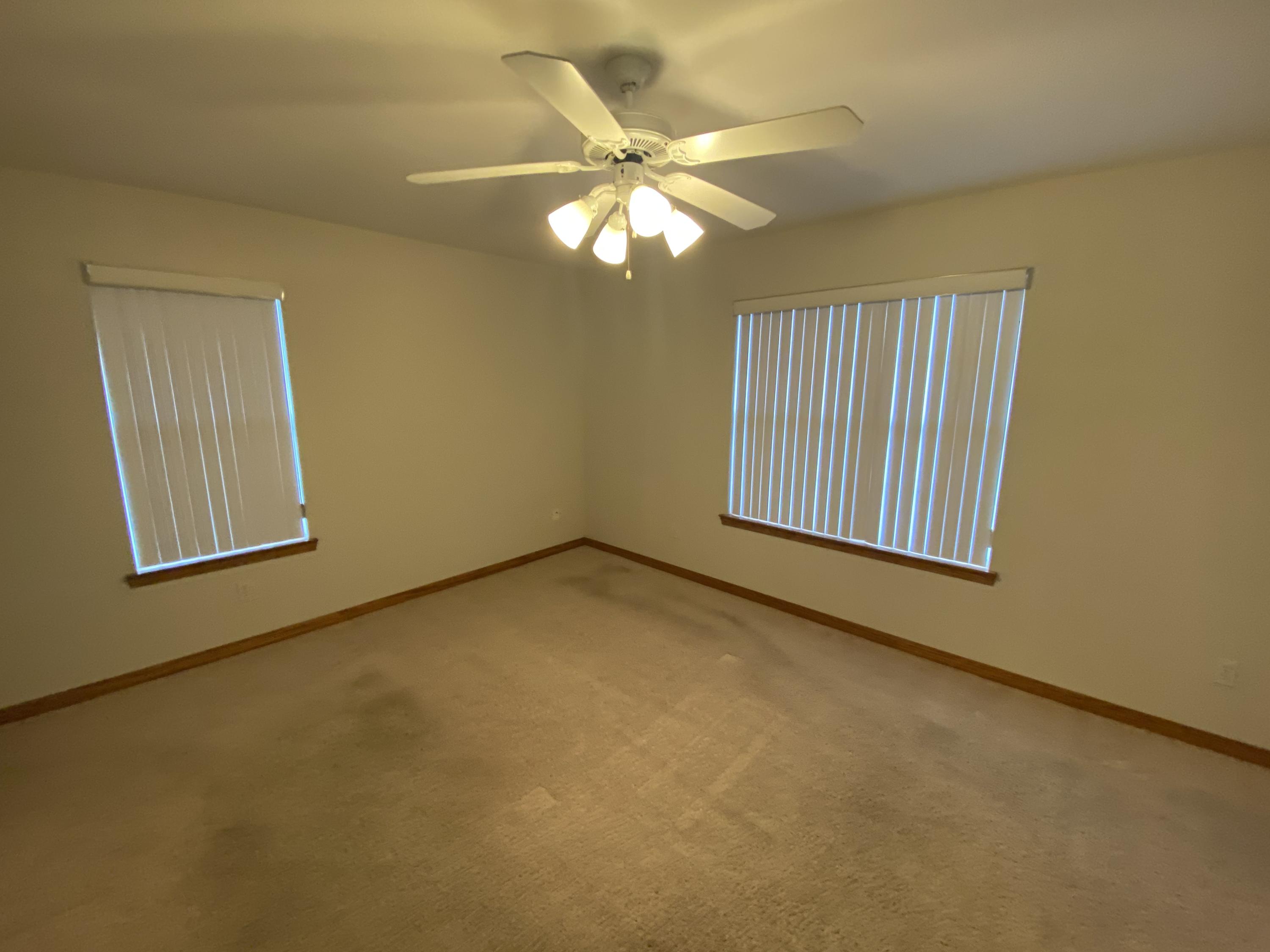 DIXIE MANOR T/H - Residential Lease