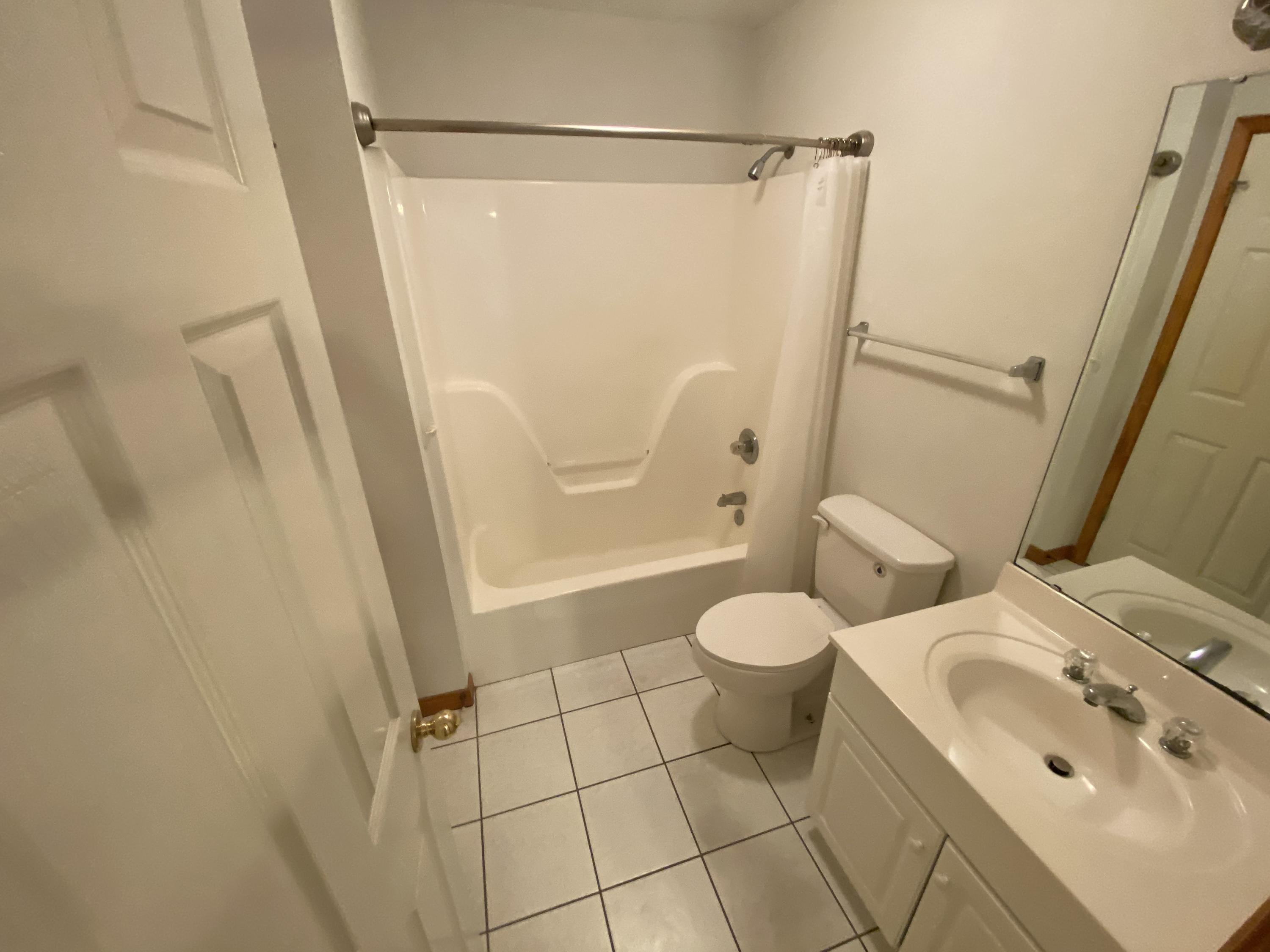 DIXIE MANOR T/H - Residential Lease