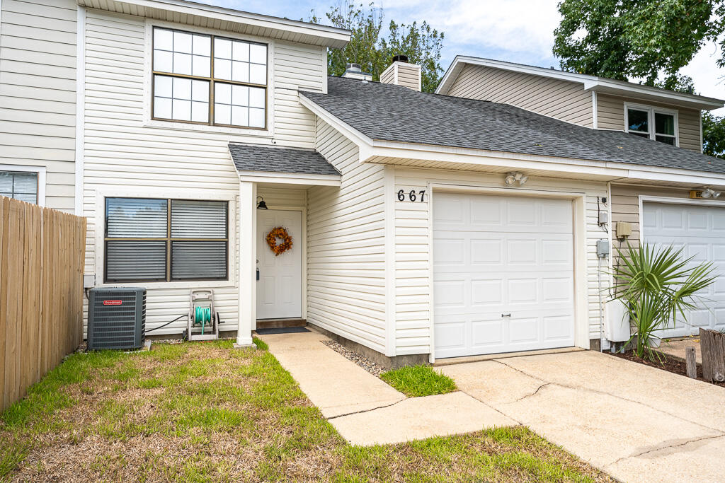 SANDALWOOD MANOR T/H - Residential