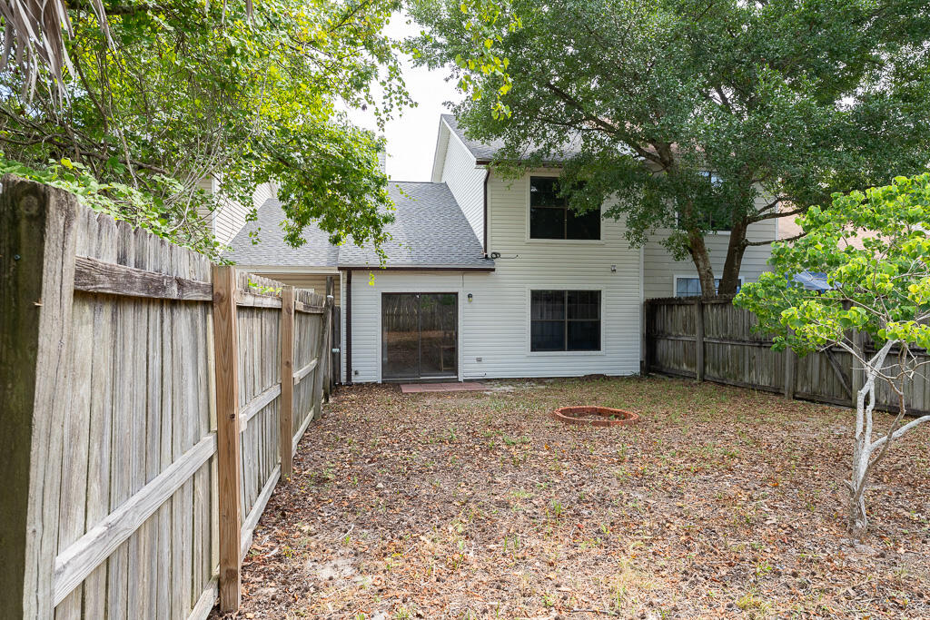 SANDALWOOD MANOR T/H - Residential