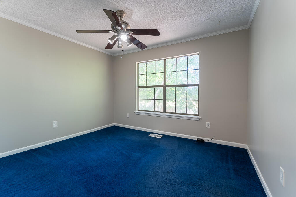SANDALWOOD MANOR T/H - Residential