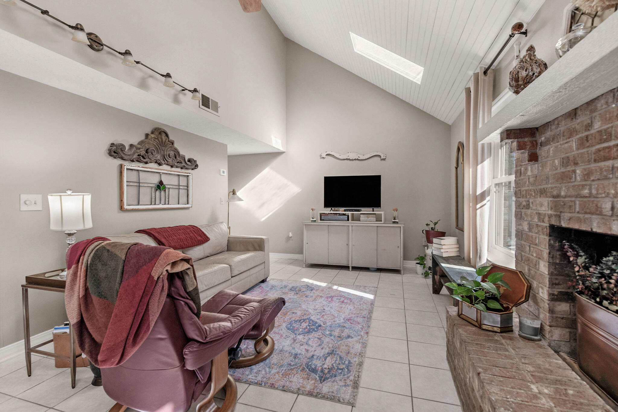 TANGLEWOOD S/D 2ND ADDN - Residential