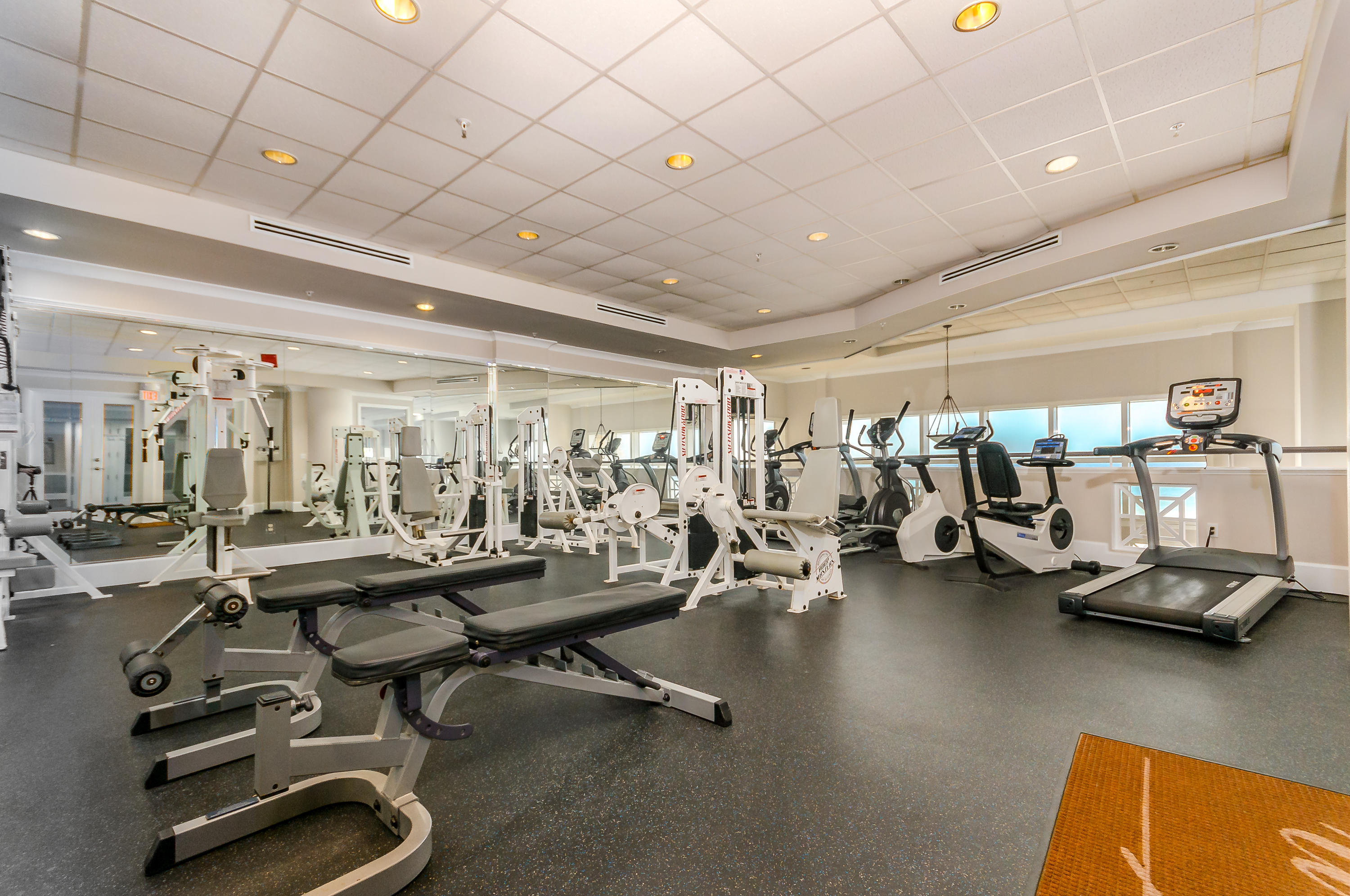 SUMMERCHASE CONDO Inn at Crystal Beach - Residential