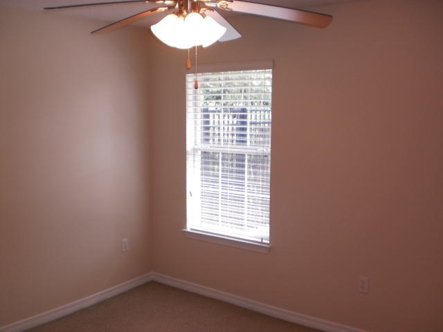 PARADISE RETREAT - Residential Lease