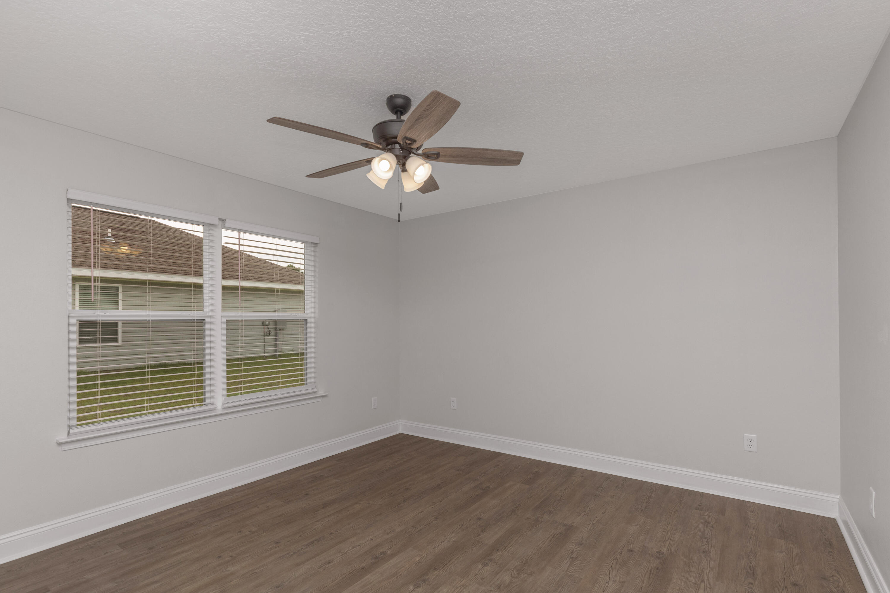NORTH SUPERGROUP - Residential Lease
