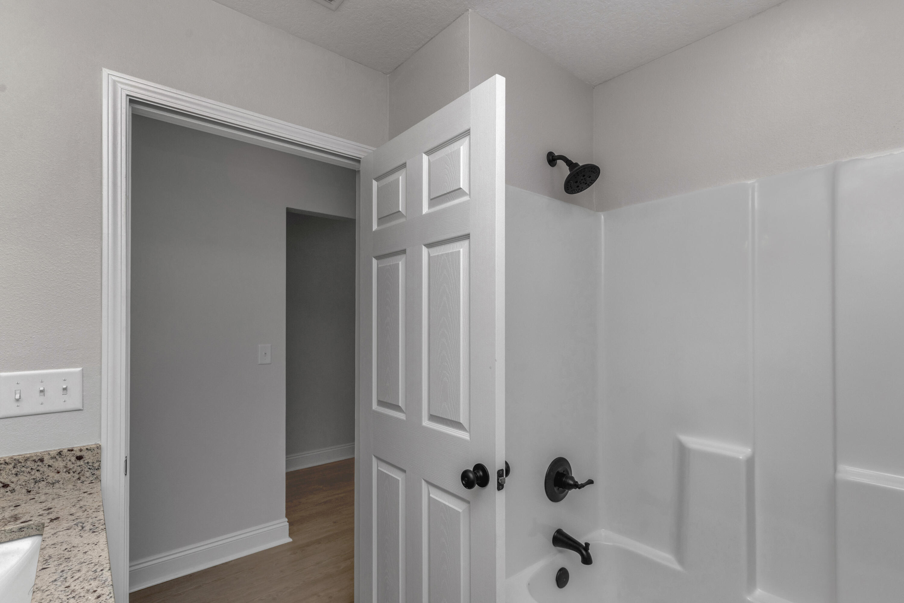 NORTH SUPERGROUP - Residential Lease