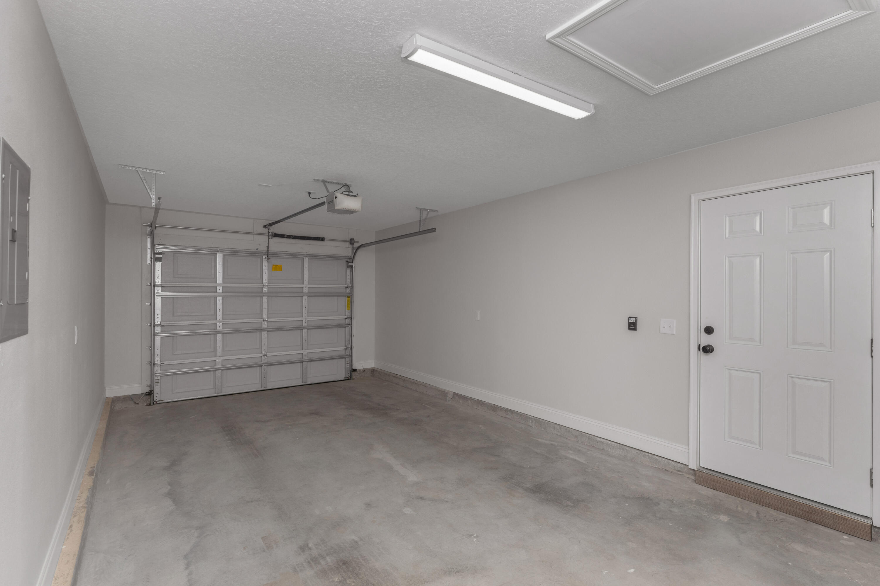 NORTH SUPERGROUP - Residential Lease