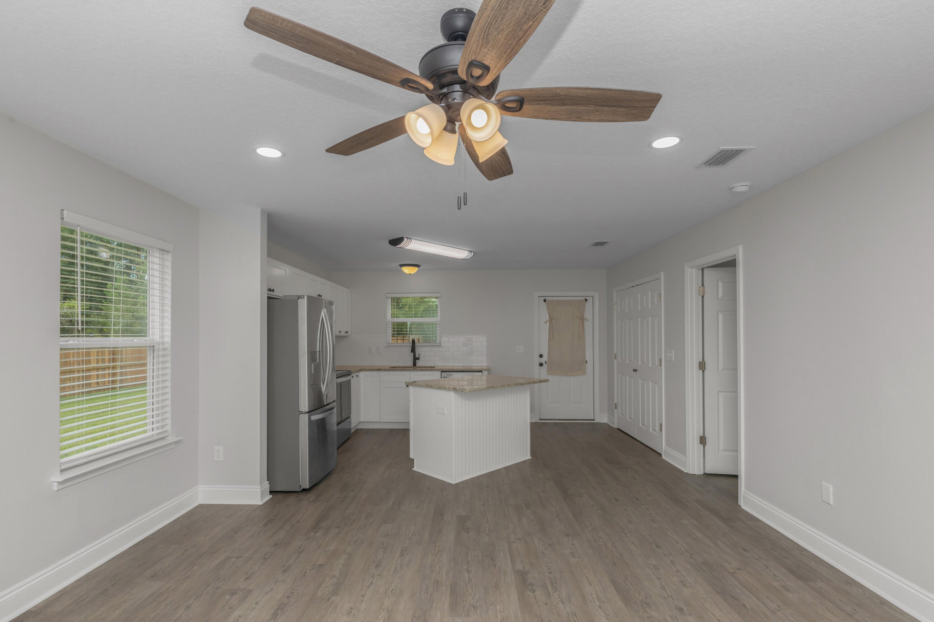 NORTH SUPERGROUP - Residential Lease