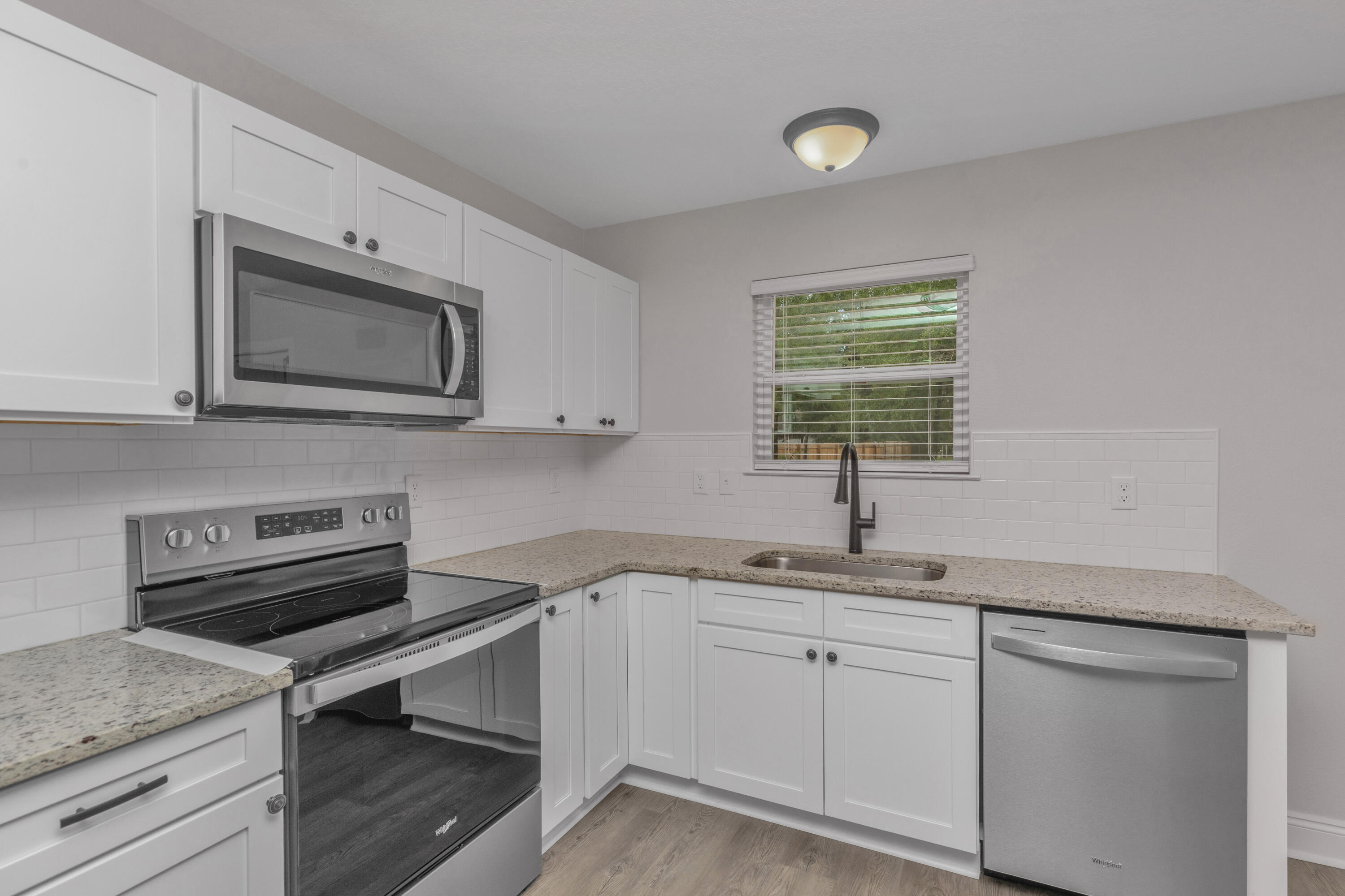 NORTH SUPERGROUP - Residential Lease