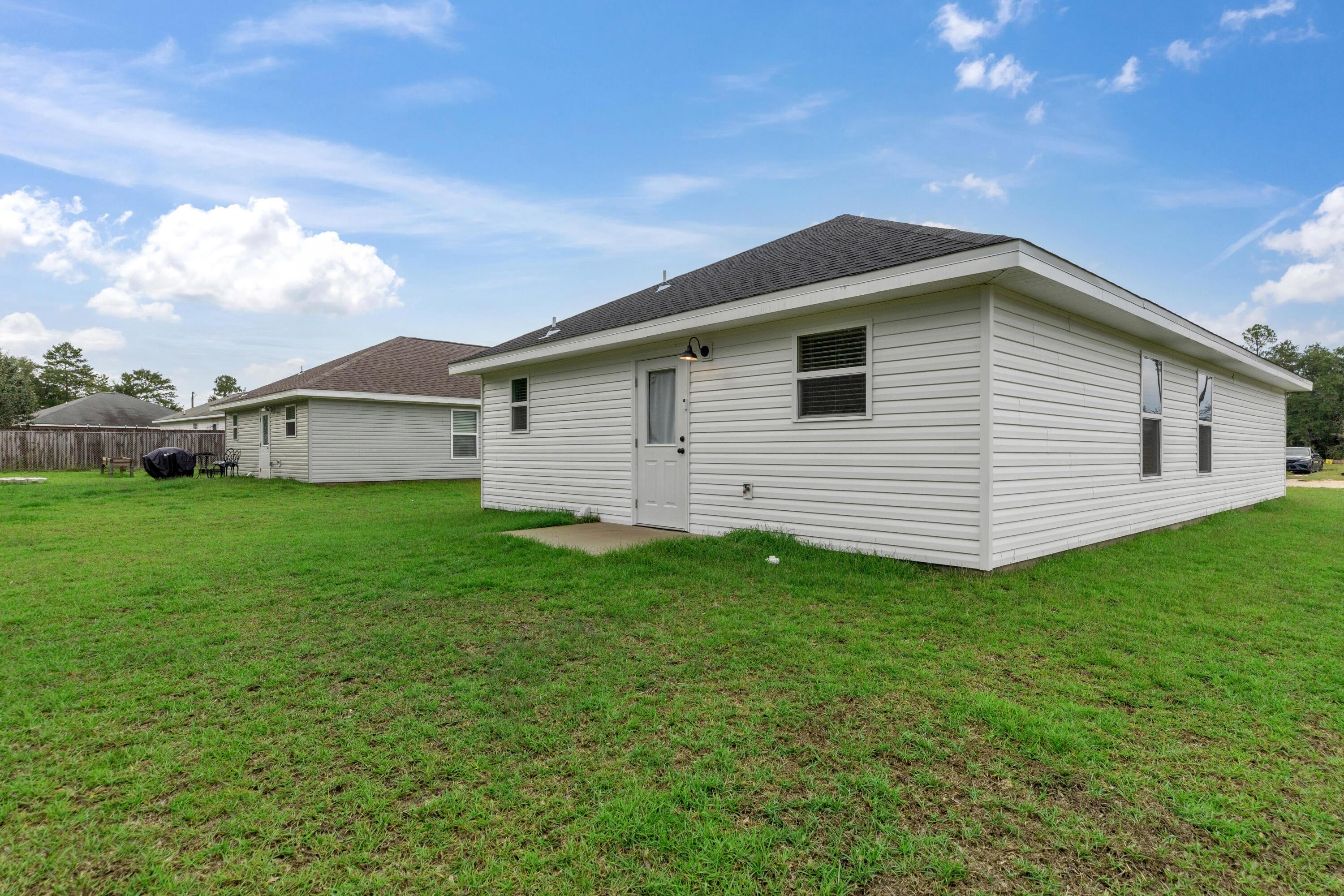 NORTH SUPERGROUP - Residential Lease