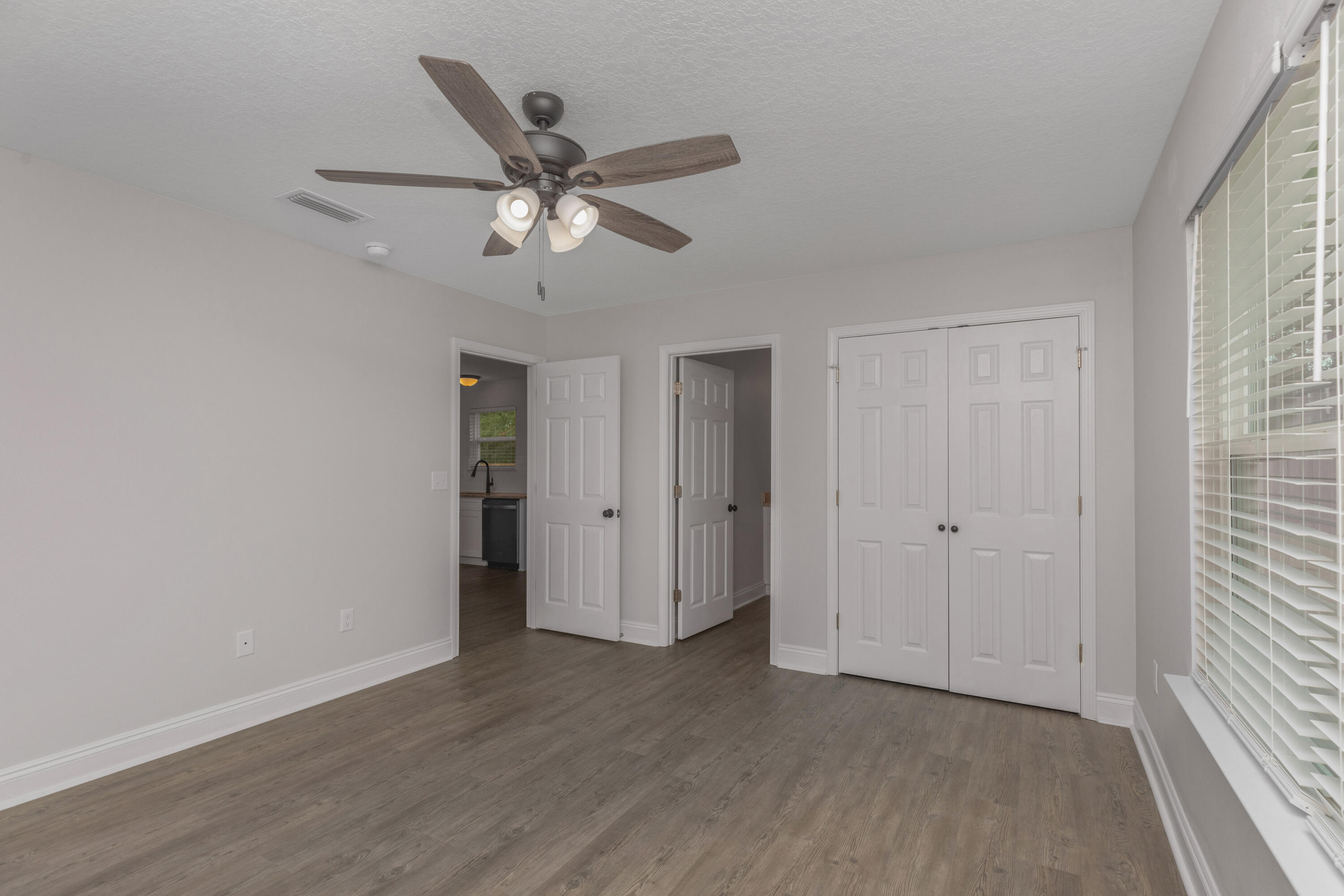 NORTH SUPERGROUP - Residential Lease