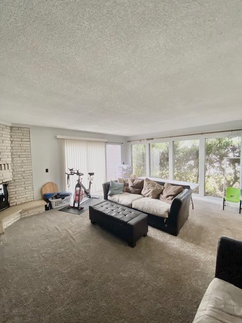 CHELSEA WOODS - Residential Lease