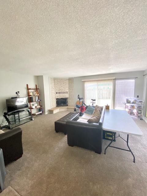 CHELSEA WOODS - Residential Lease