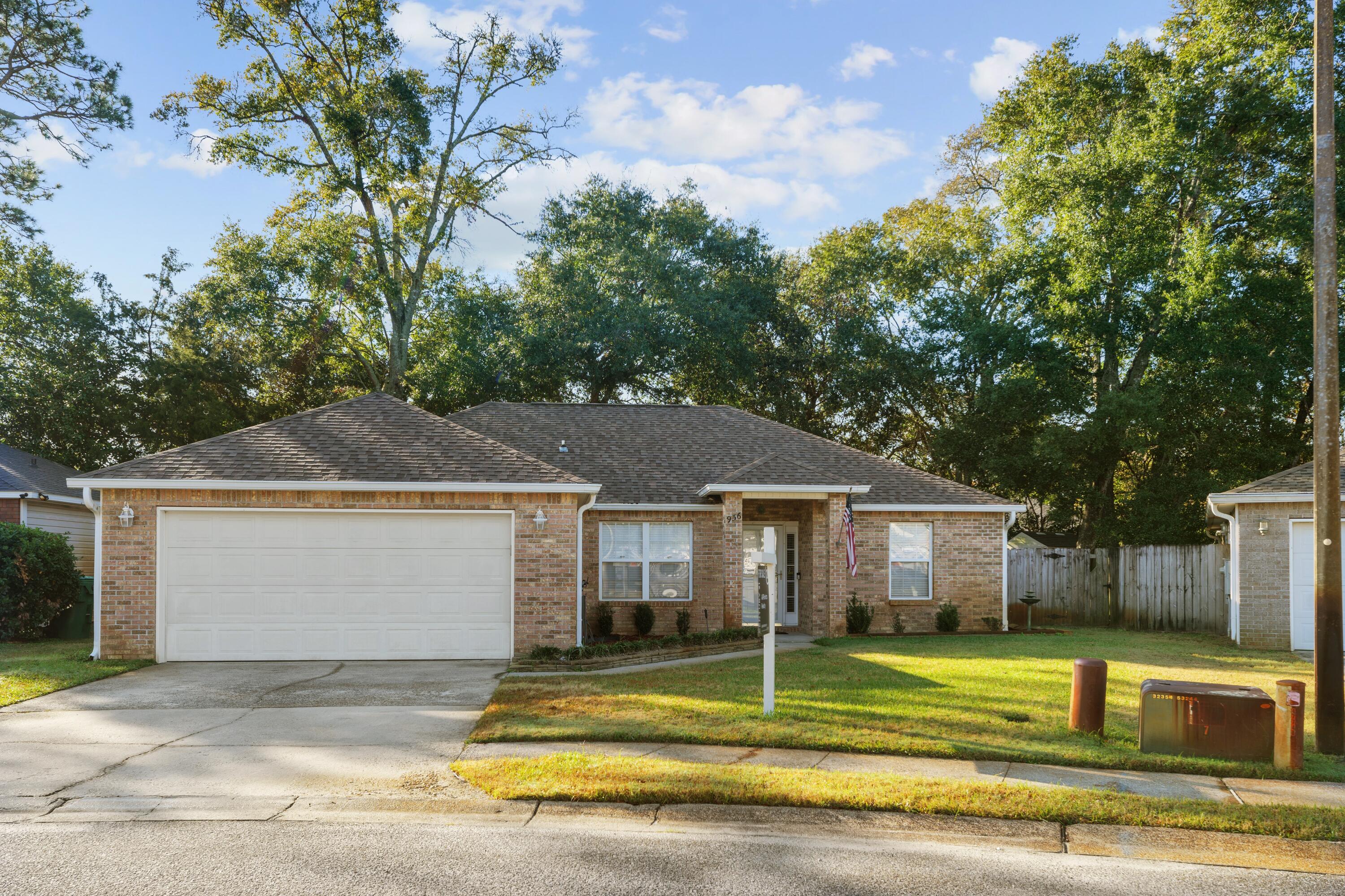 Back on the market and seller is offering 4K towards buyers closing cost!!! Discover this beautiful 3-bedroom, 2-bathroom home in central Fort Walton Beach with easy access to Beal Parkway, shopping, dining, and both military bases.   Step inside to a spacious living/dining combo room featuring wood-look tile and LVP flooring throughout, with an elegant trayed ceiling. The heart of the home, the full eat-in kitchen, includes stainless steel appliances, a pantry, backsplash, and a breakfast bar, all enhanced by upgraded countertops.
The split bedroom floor plan ensures generous living areas and privacy for each bedroom, creating a perfect blend of open space and personal retreats. The master bedroom is a true sanctuary, with tray ceilings and access to the screened in back porch.   The master bathroom includes a walk-in closet, double vanity, garden tub, and large walk-in stall shower. The rest of the interior includes two additional well-sized bedrooms, another fully renovated bathroom, and a dedicated laundry room, all of which were designed for style and functionality.
Outside, a large screened-in patio overlooks a backyard enclosed by a full privacy fenceperfect for relaxing or entertaining friends and family!
Don't miss your chance to make this house your home. Schedule a viewing today and prepare to be captivated by this charming property