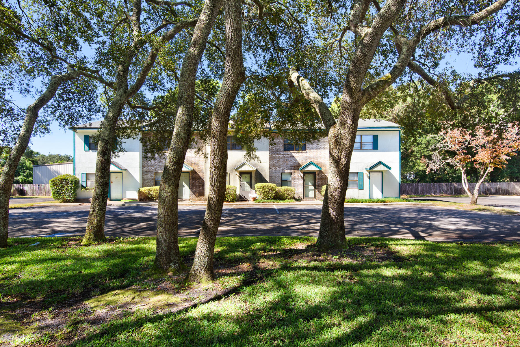 TYNER VILLAS - Residential Lease