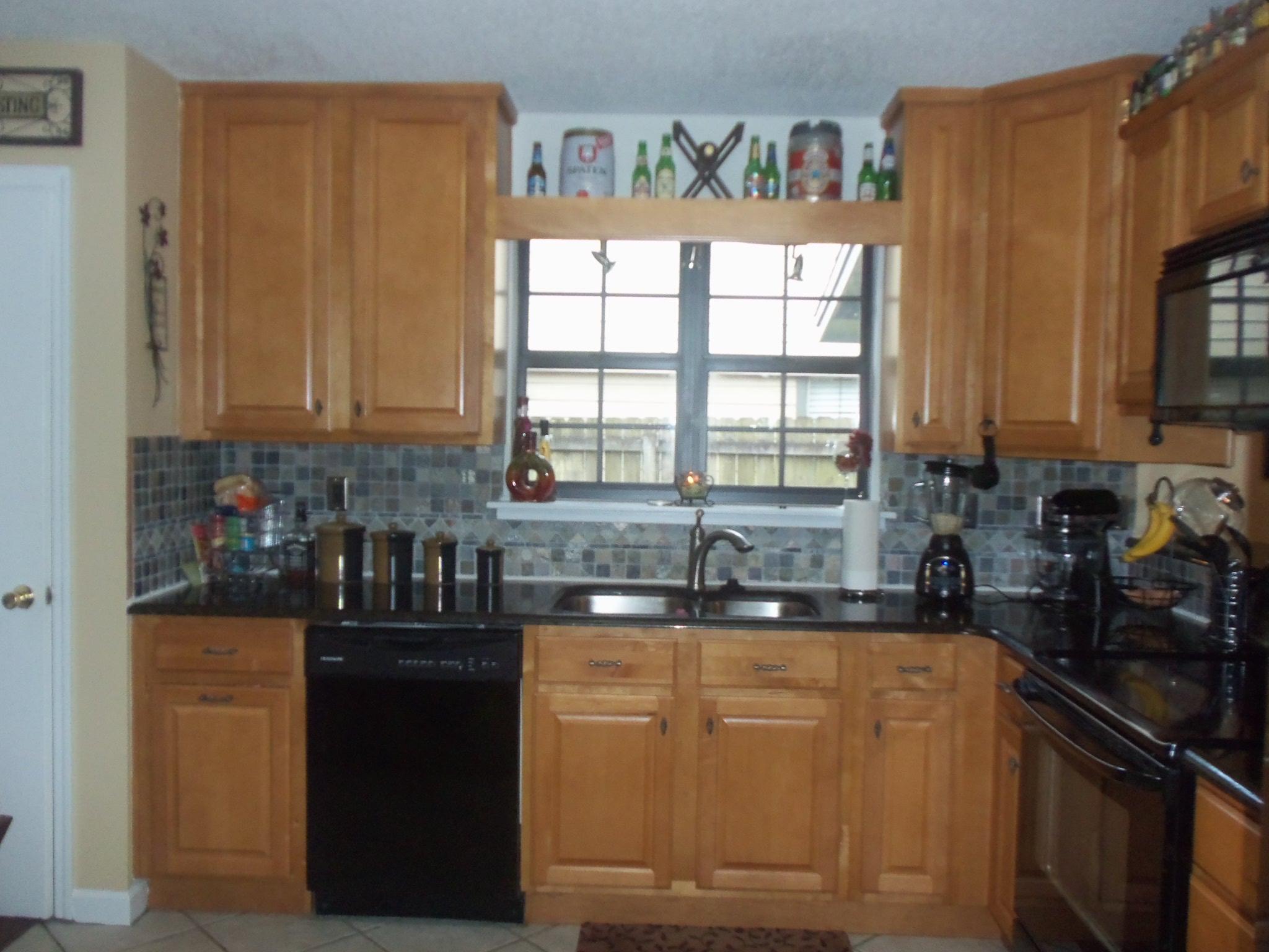 LIVE OAK MANORS - Residential Lease