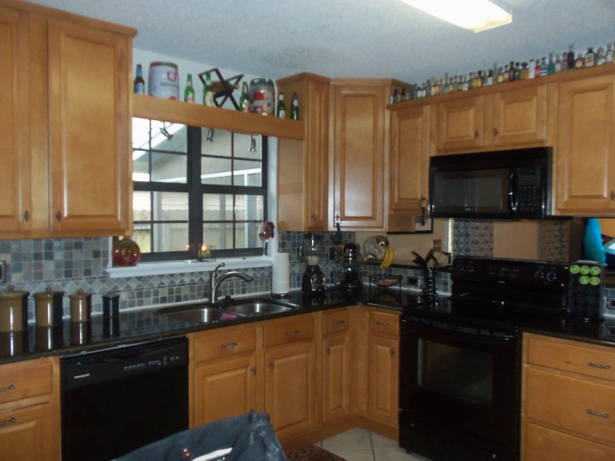 LIVE OAK MANORS - Residential Lease