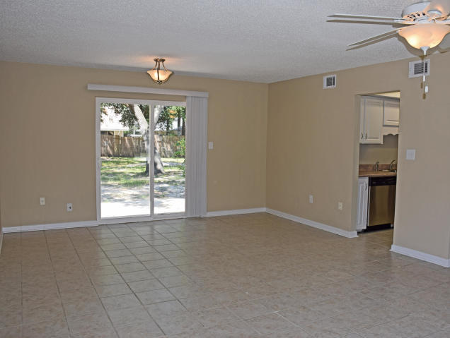 JACKSON HEIGHTS S/D - Residential Lease