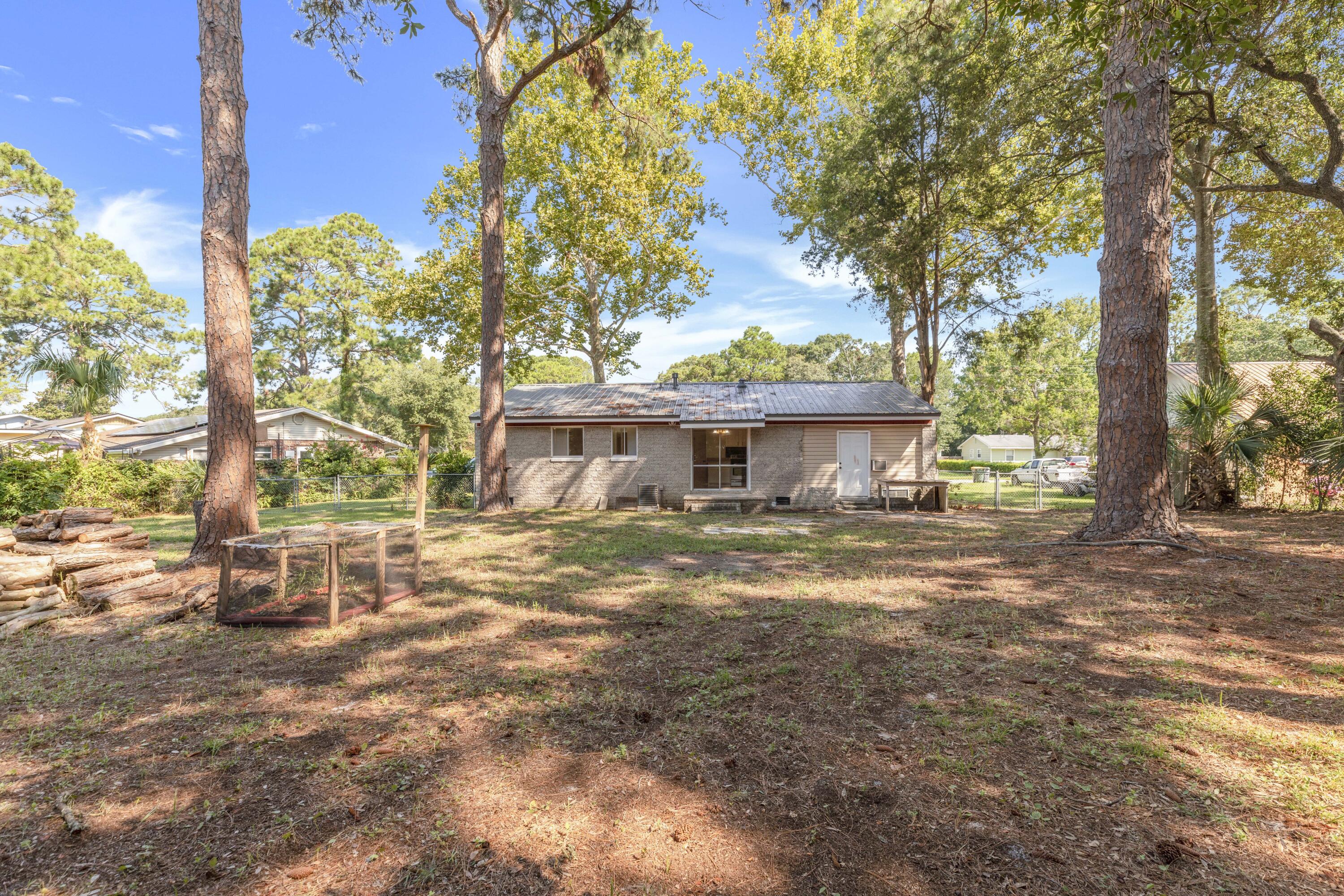 PARK PLACE 3RD ADDN - Residential Lease