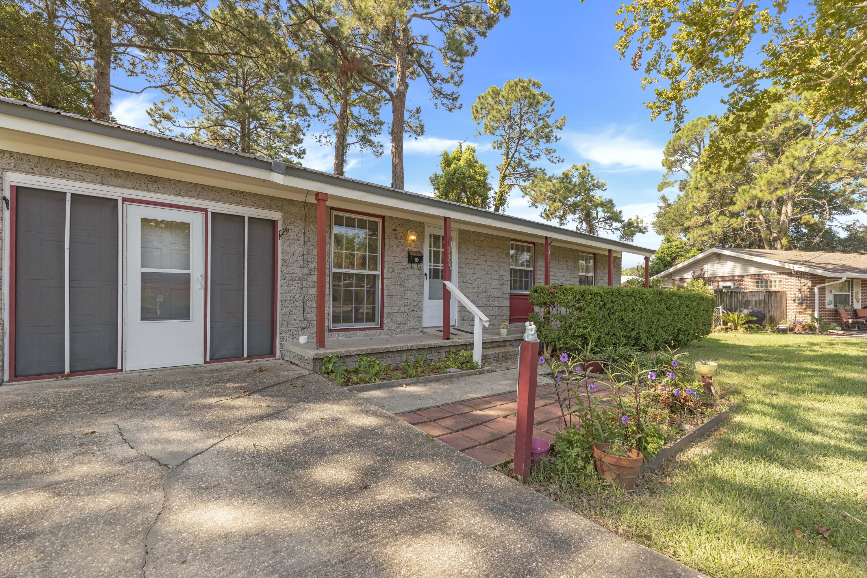 PARK PLACE 3RD ADDN - Residential Lease