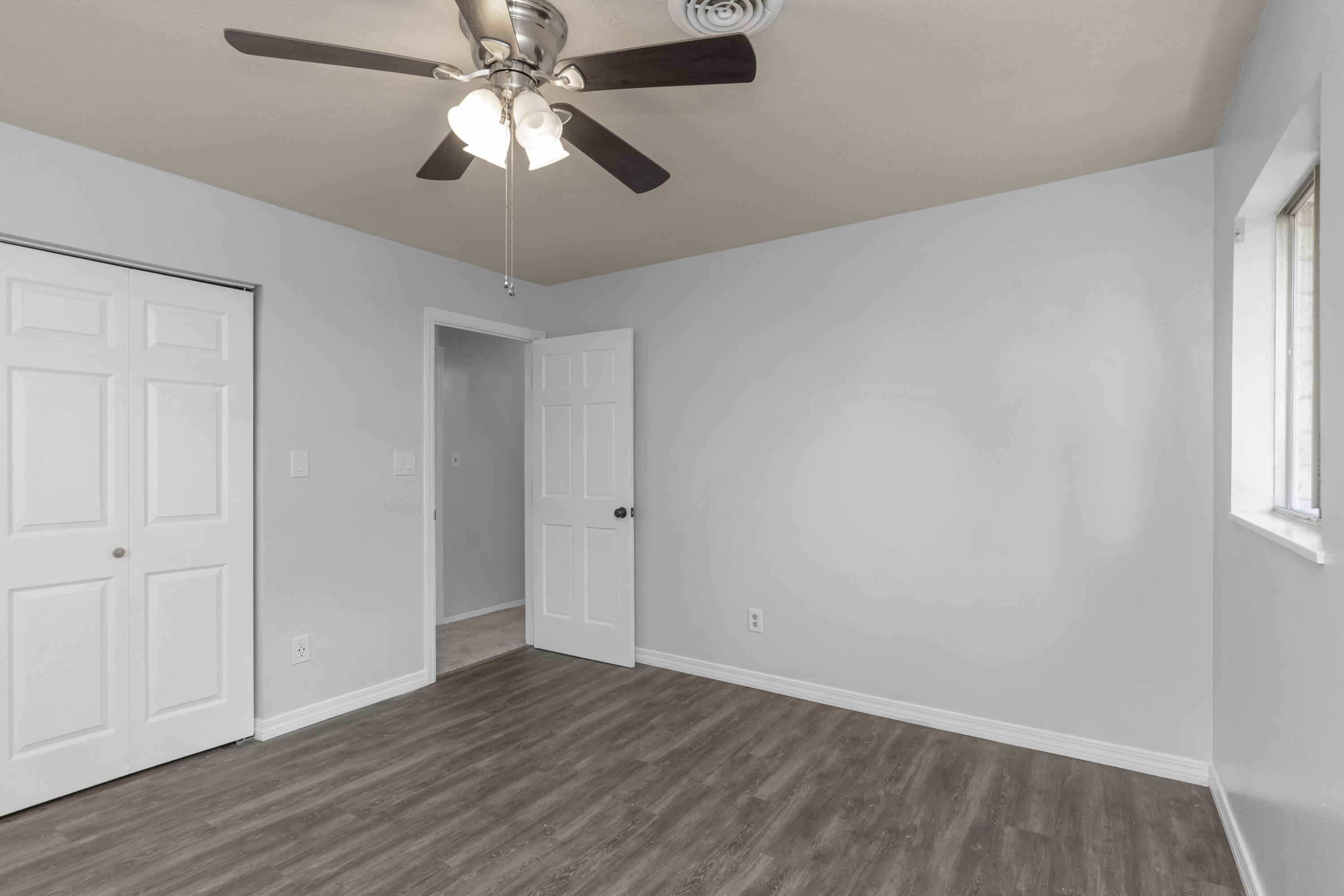 PARK PLACE 3RD ADDN - Residential Lease