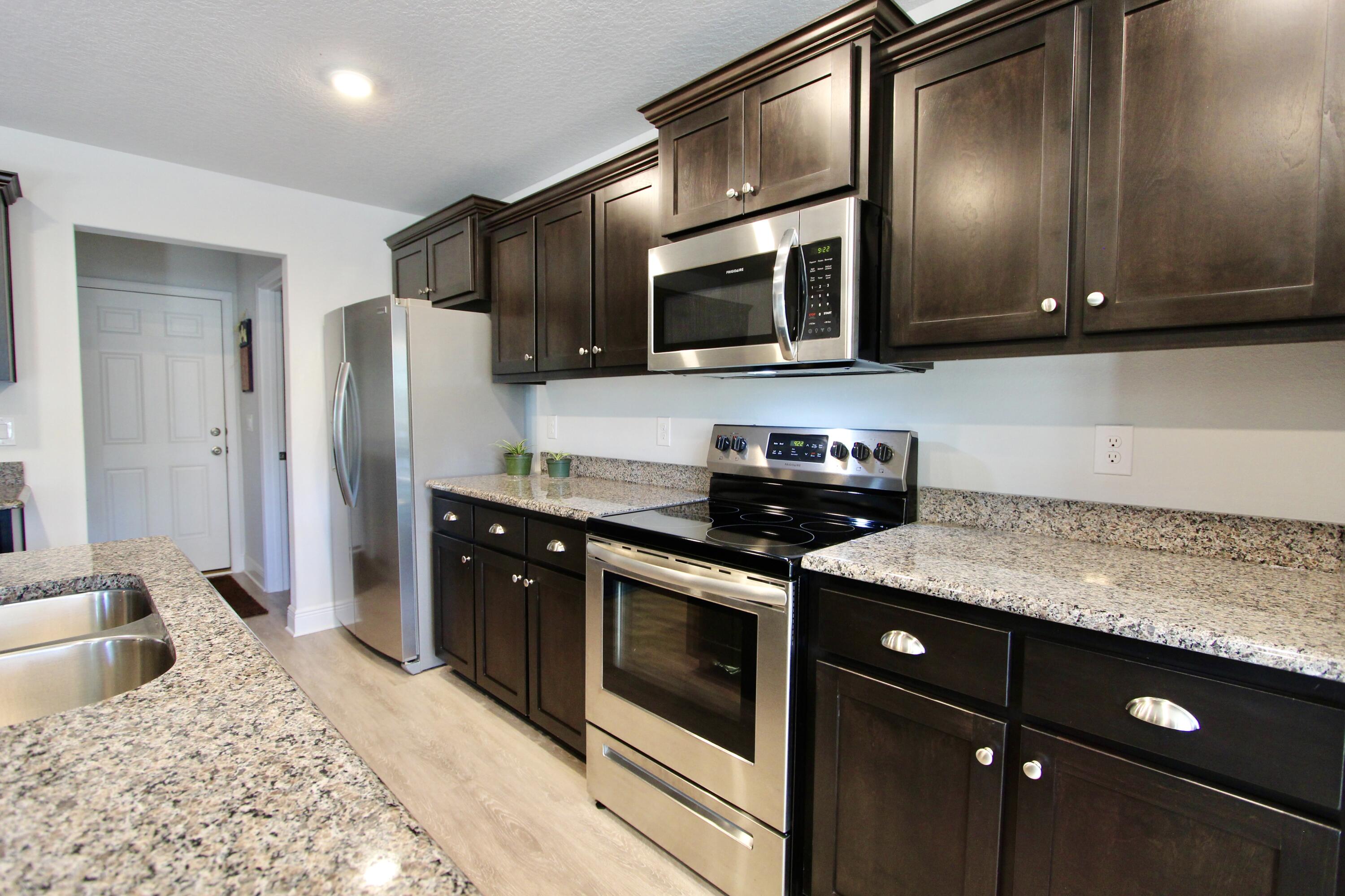 CHARLESTON PLACE - Residential