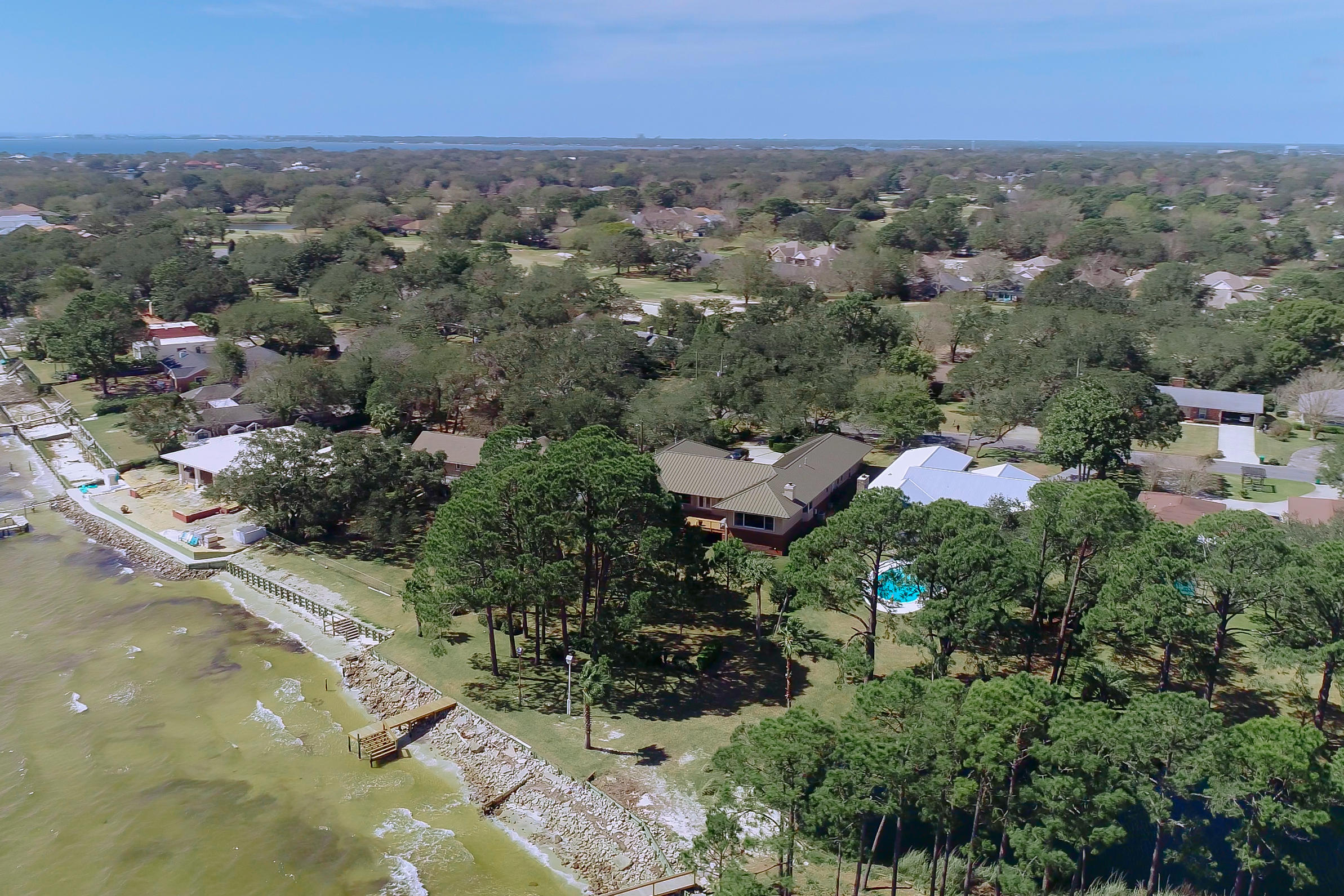 LAKE LORRAINE ESTATES - Residential