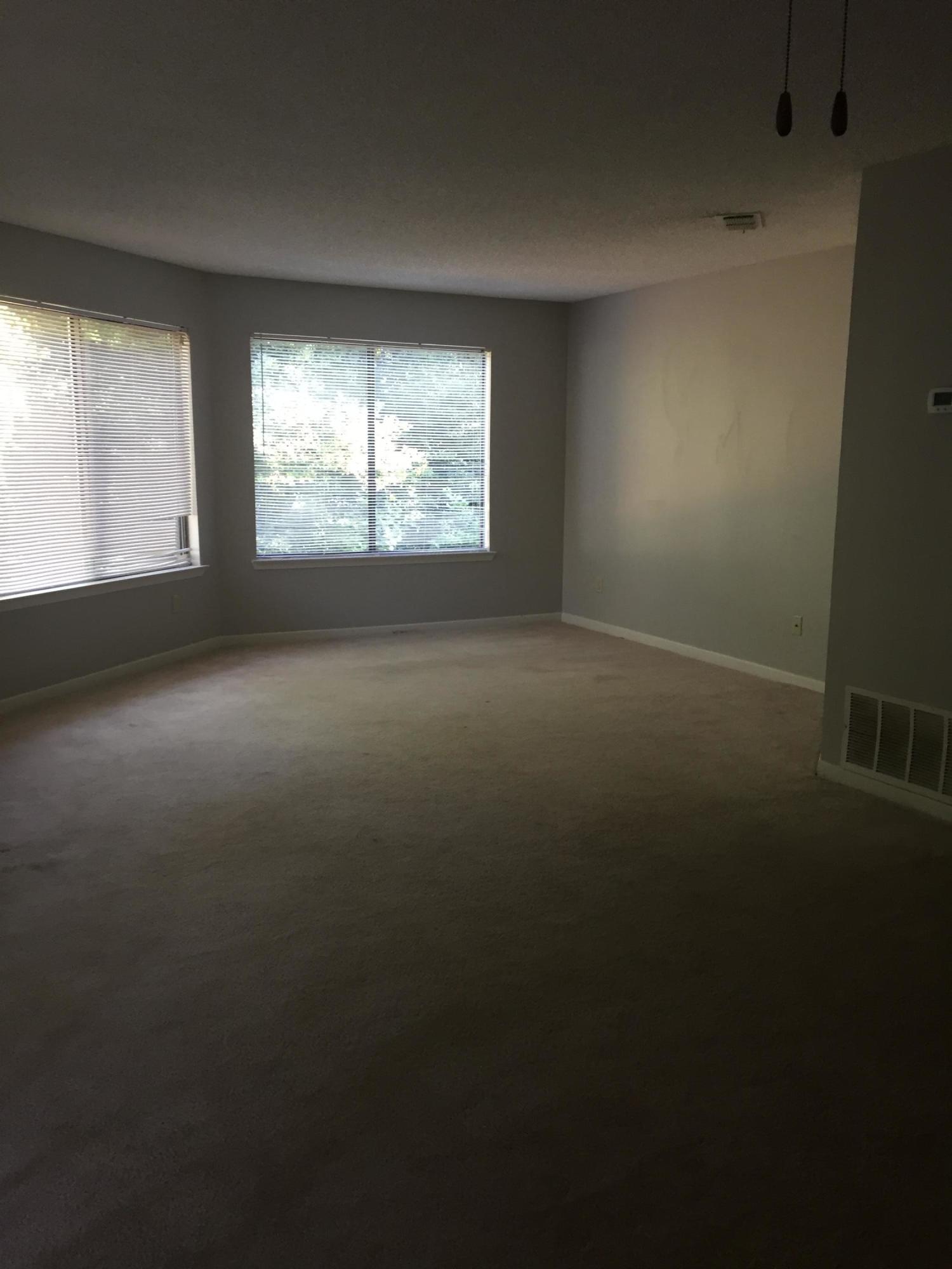 GARDEN OAKS CONDO - Residential Lease