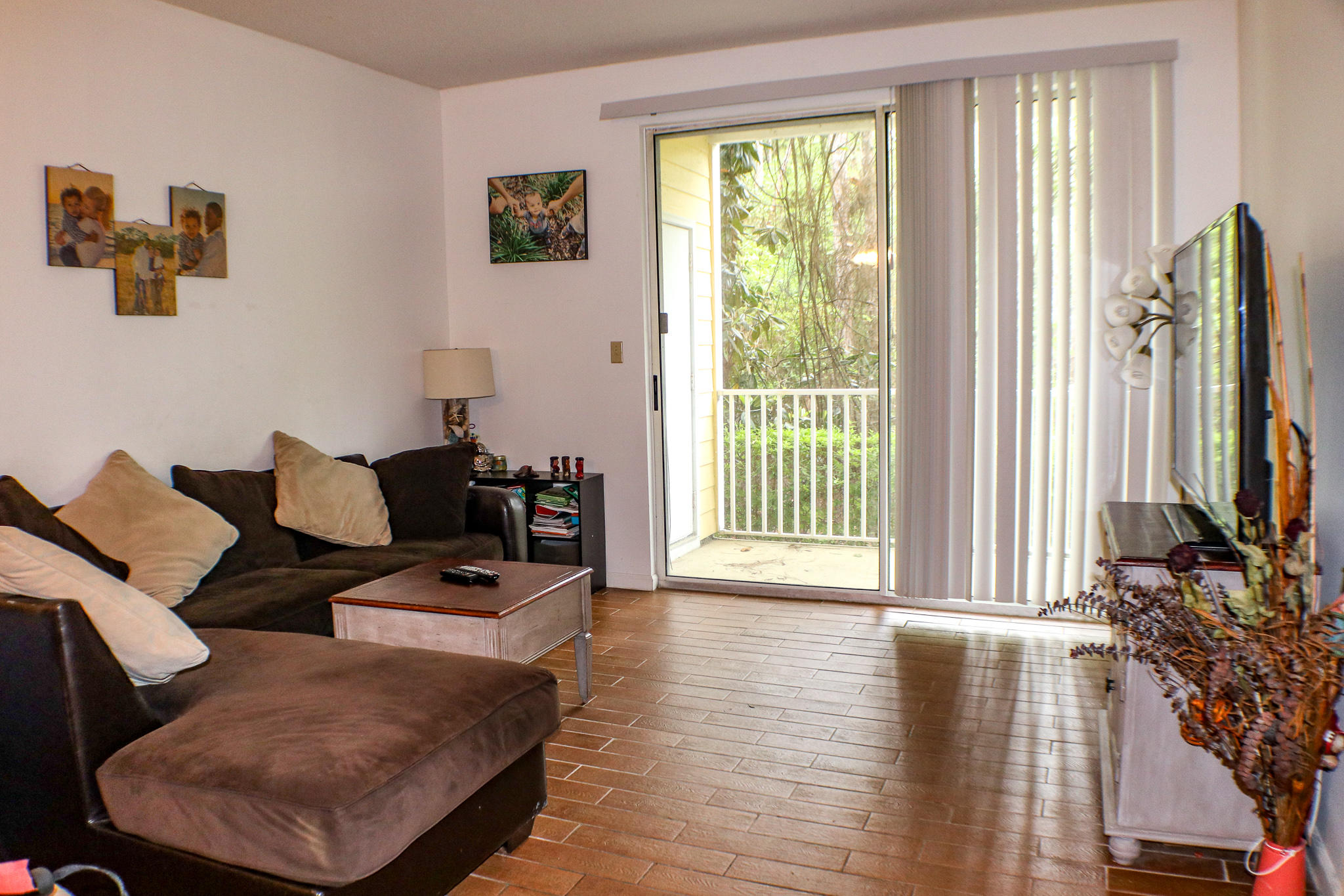 Calling all investors. Are you looking for an investment in a great location. Pointe of View Condominium Complex features a community pool, and an exercise room, and is within walking distance to shopping, a movie theater, great dining options, and a hospital. This unit has a long term good tenant in place until Dec. 2019. with instant positive cash flow. This condo is a ground floor unit and has a galley style kitchen, with a spacious living area which overlooks a nature preserve. Sit out on the patio and enjoy the sights and sounds of nature. The Seller is providing a home warranty with American Home Shield for the Buyers peace of mind.