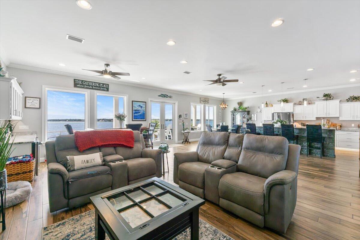 The Pointe - Residential