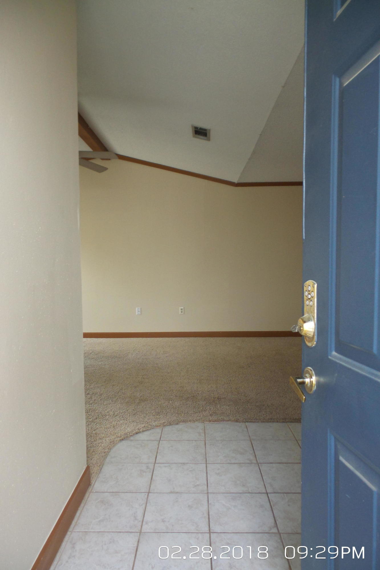 KELLY HILL ESTATES - Residential Lease