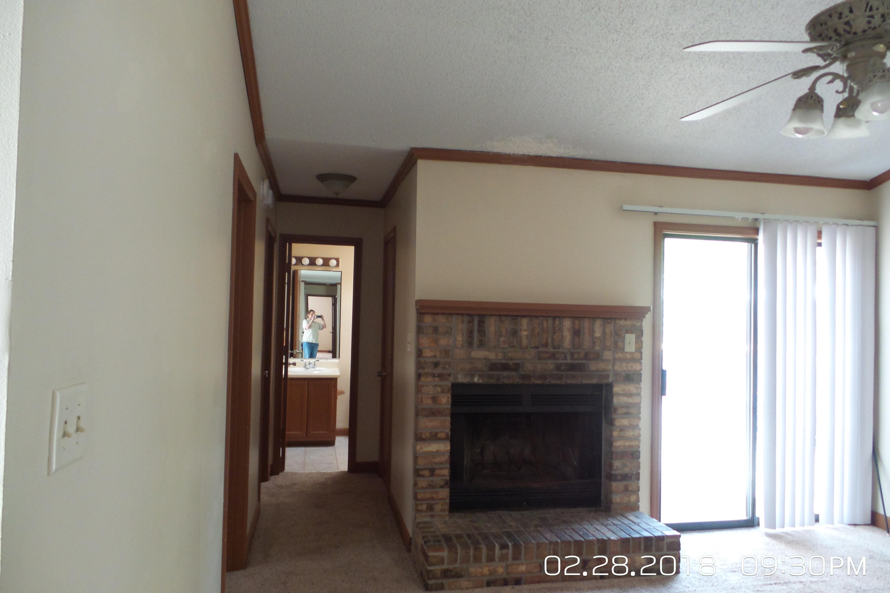 KELLY HILL ESTATES - Residential Lease