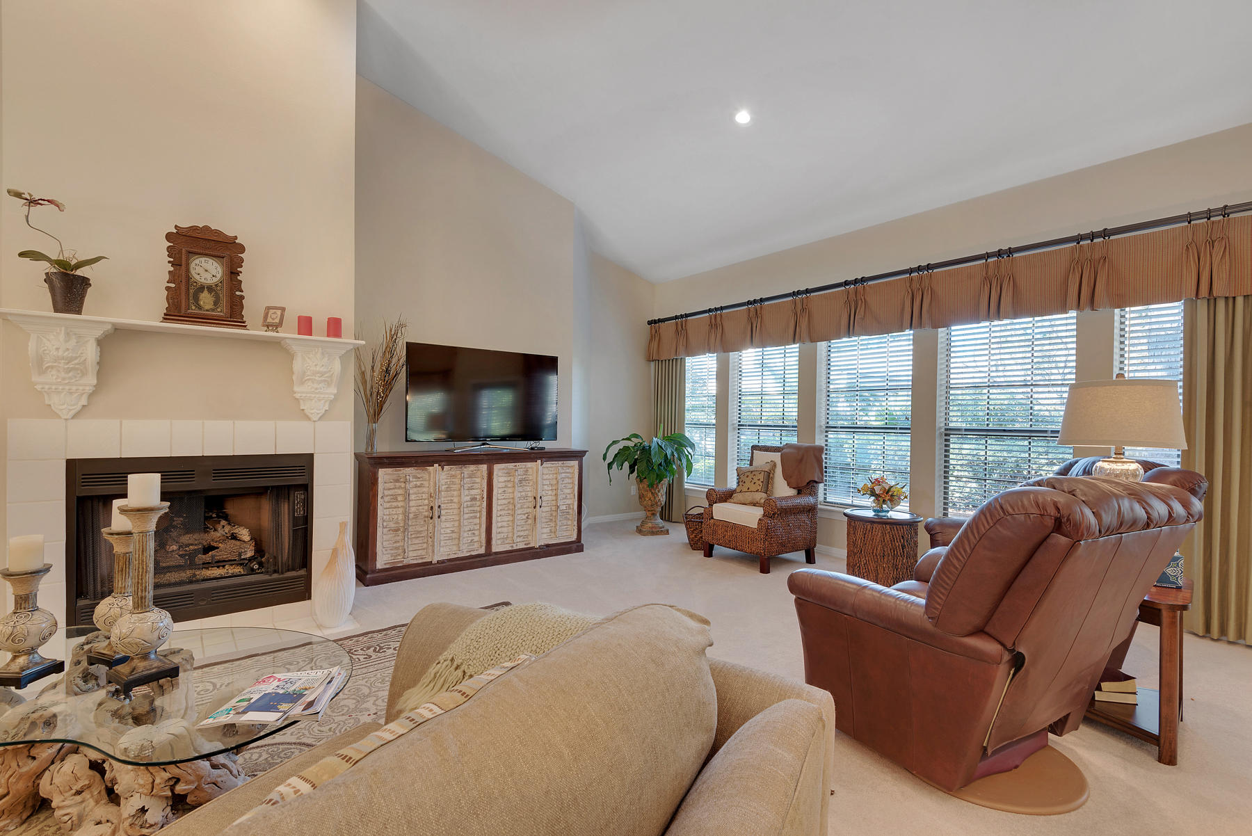 TROON DRIVE - Residential