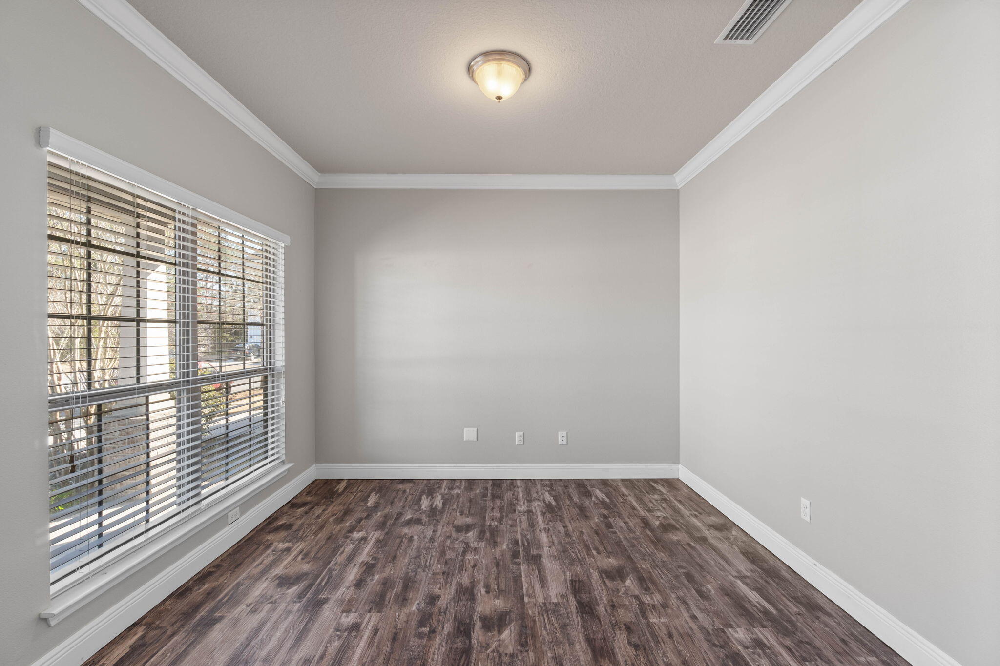 LAGRANGE LANDING - Residential
