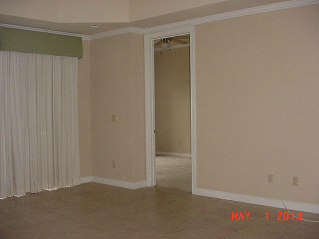 CRYSTAL COVE - Residential