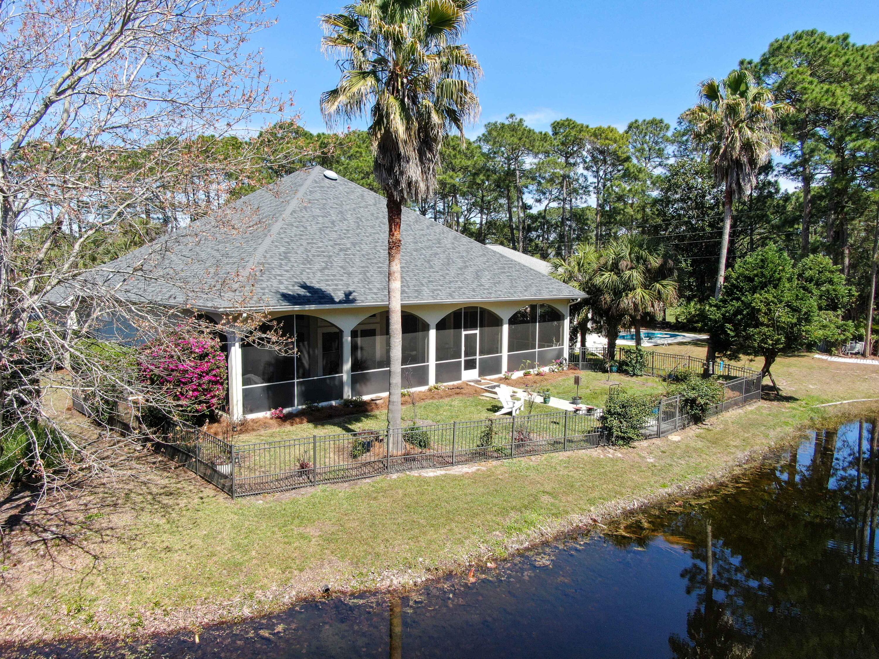 EMERALD LAKES PH 1 - Residential