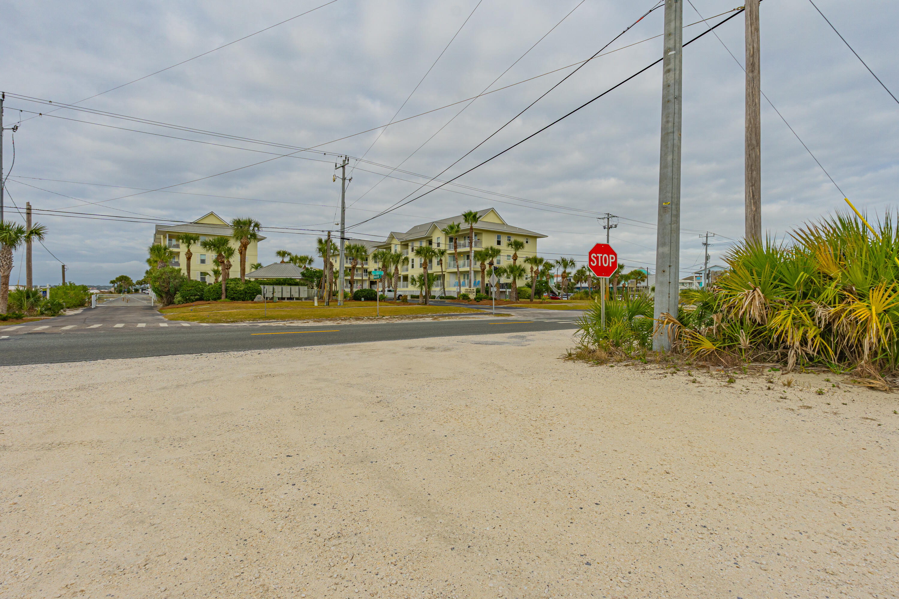 GULF ISLAND CONDOMINIUM - Residential