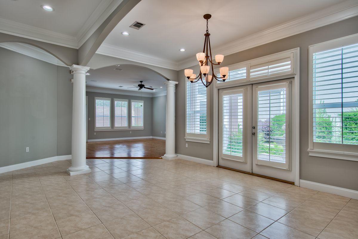 FAIRWAY VILLAS - Residential