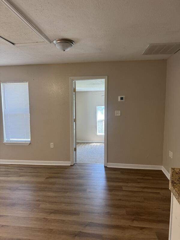 CRESTVIEW - Residential Lease