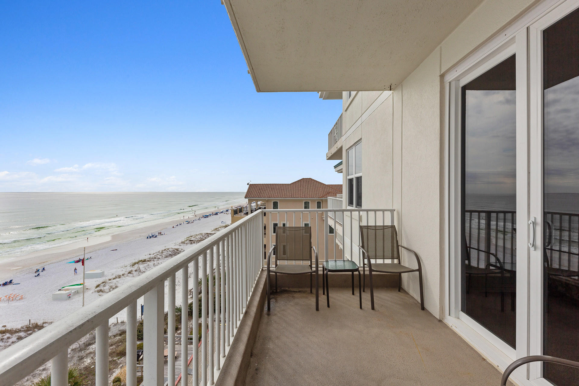 SUMMERCHASE CONDO

Inn at Crystal Beach - Residential