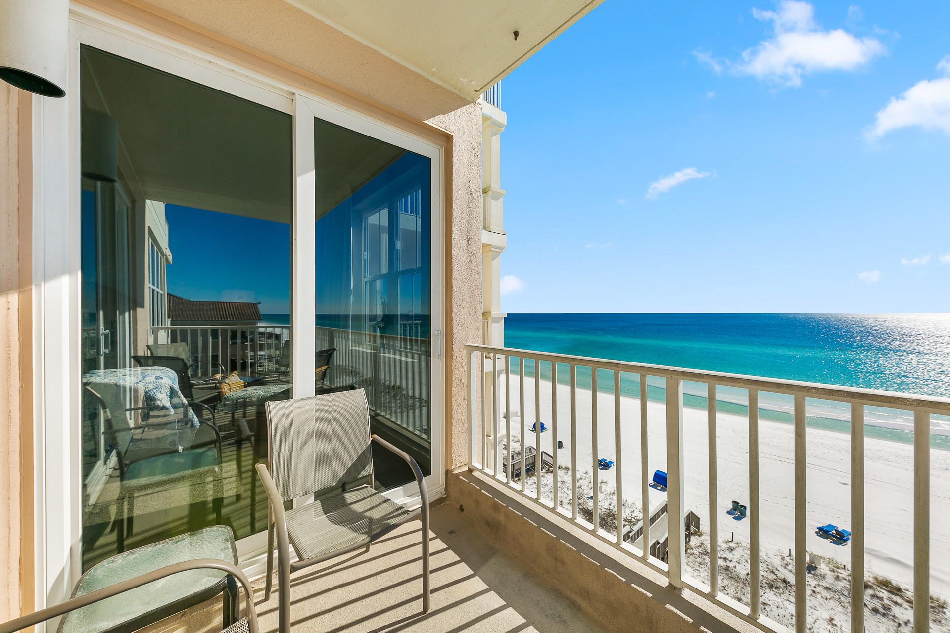 SUMMERCHASE CONDO

Inn at Crystal Beach - Residential