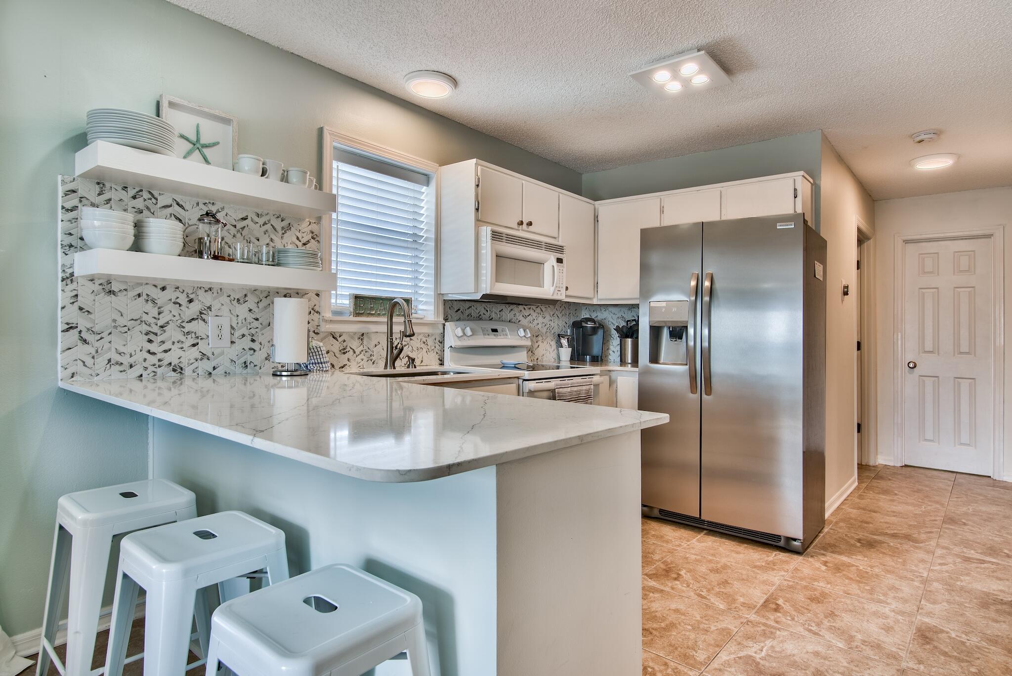 BEACHSIDE VILLAS CONDO - Residential