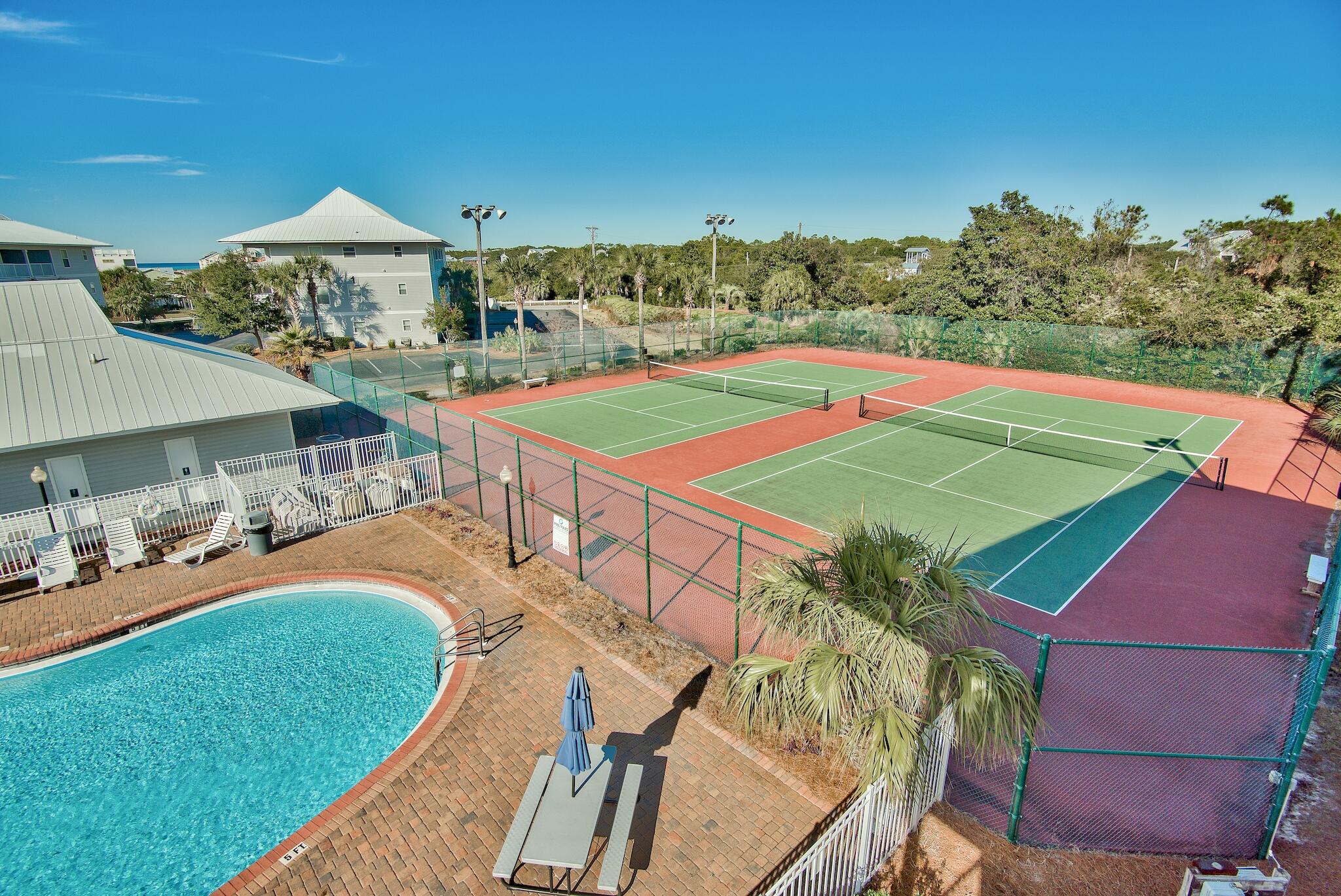 BEACHSIDE VILLAS CONDO - Residential