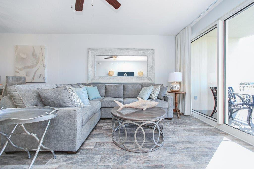 STERLING SHORES - Residential