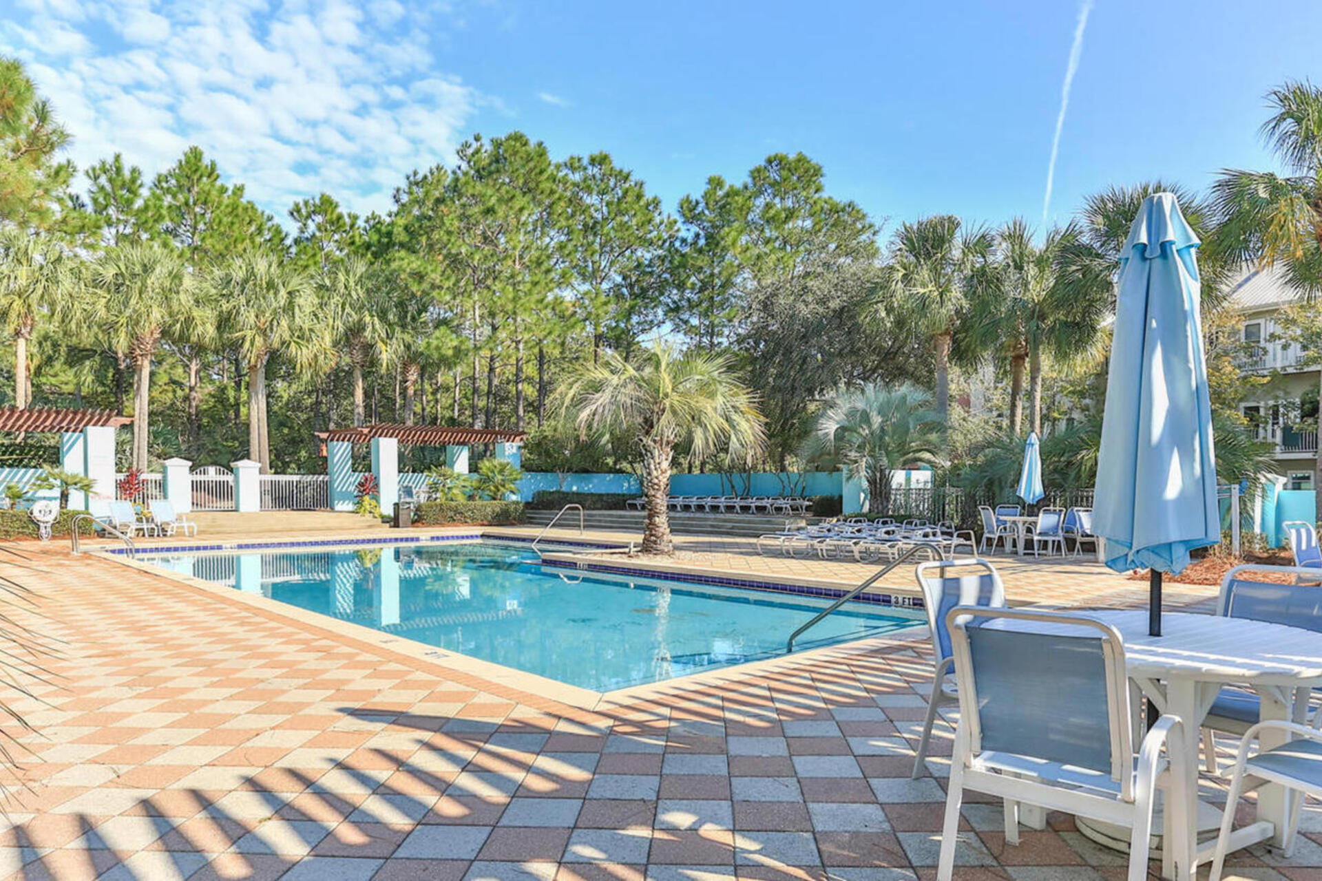 GULF PLACE RESIDENCES - Residential
