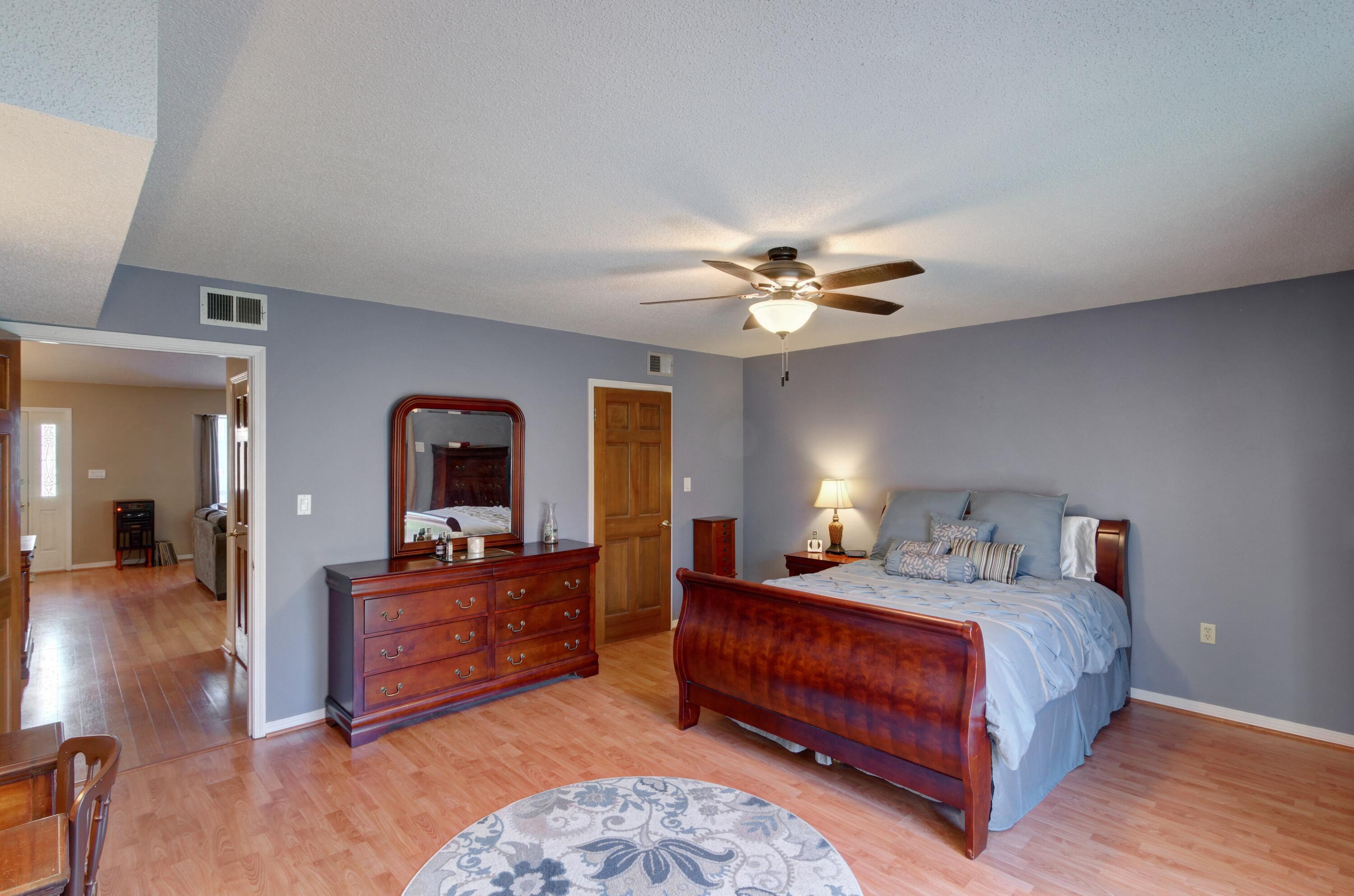 DONLABROOK GARDYNS - Residential