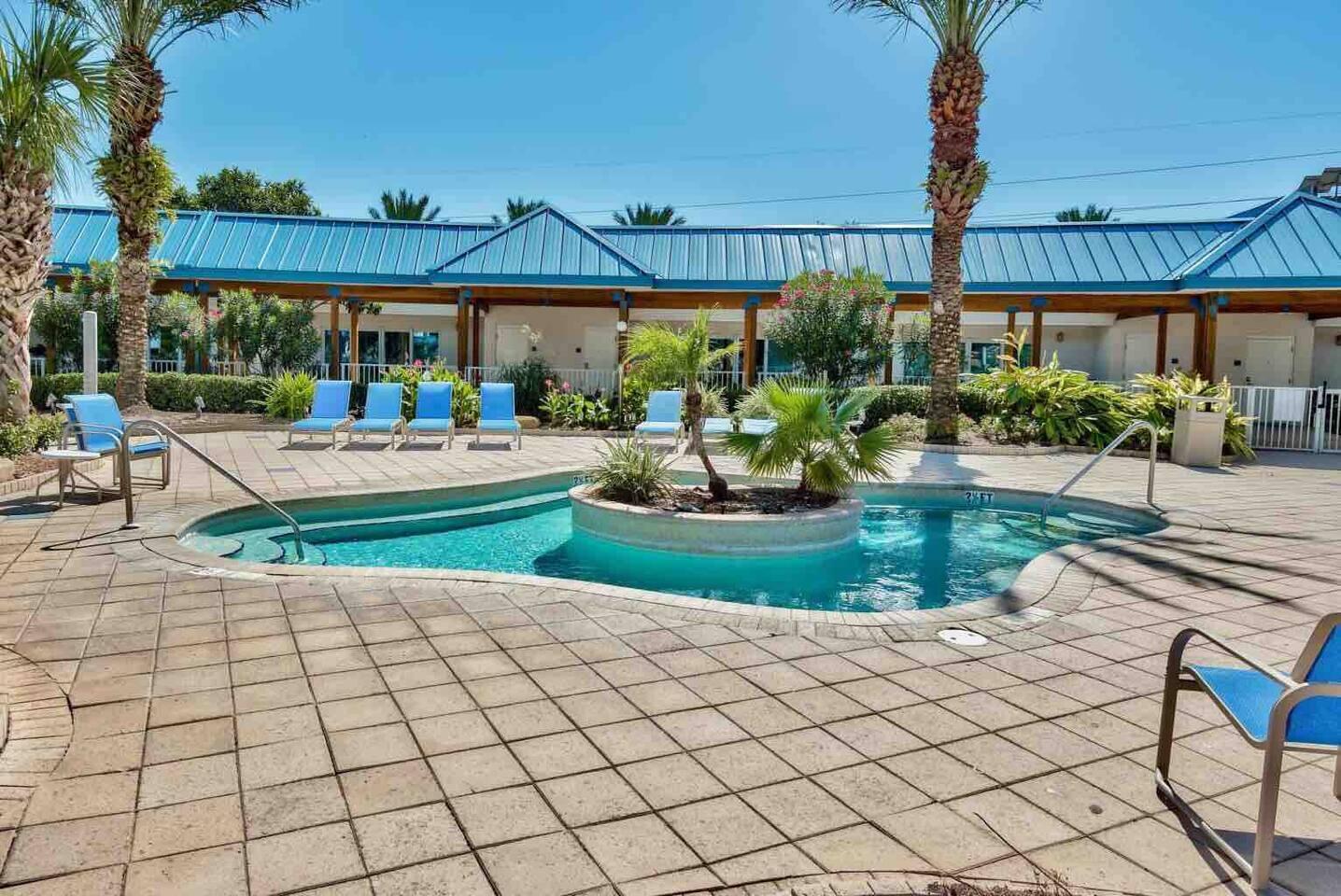 THE PALMS OF DESTIN - Residential