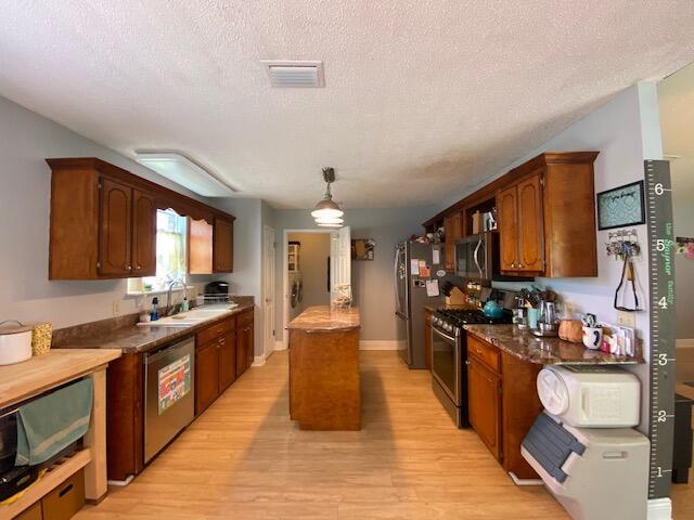 PARKWOOD LANE BLUEWATER BAY - Residential Lease
