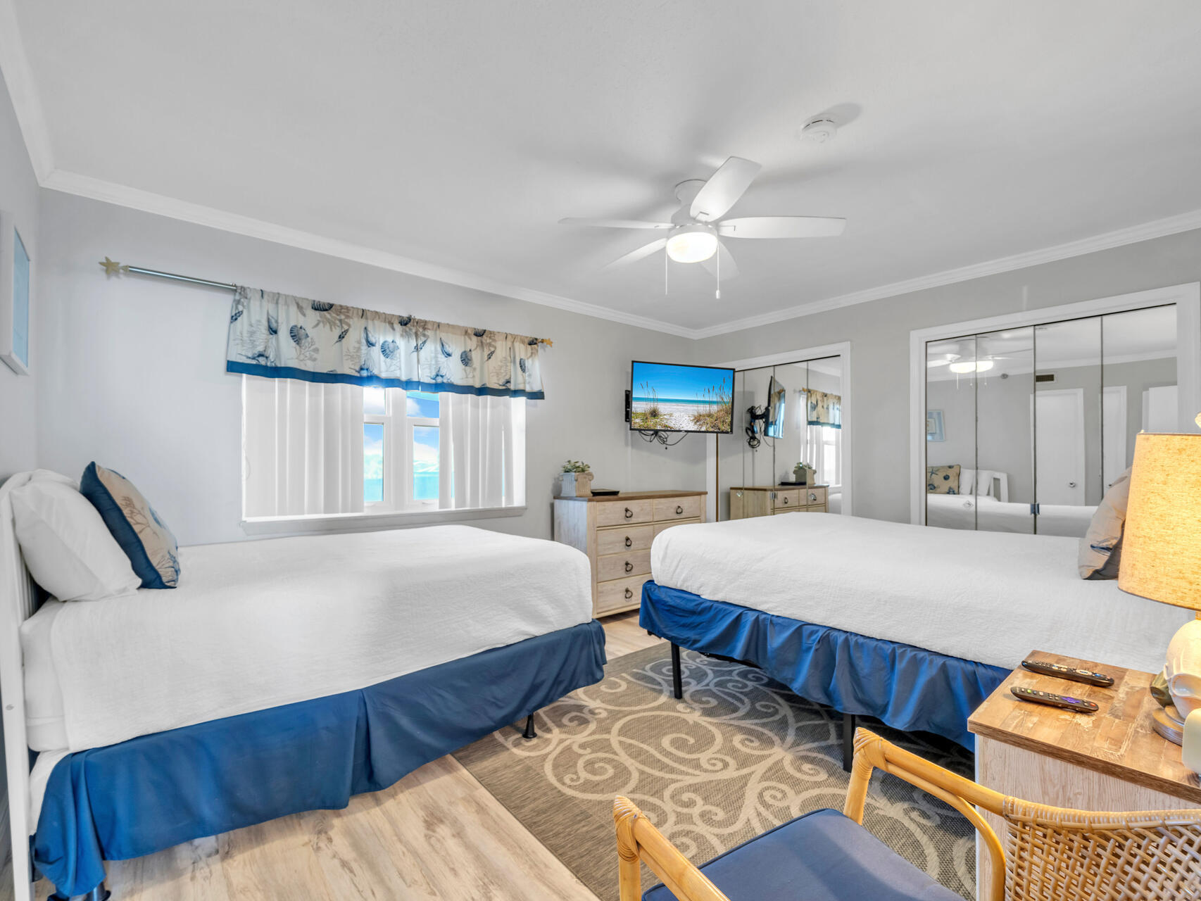 NAUTILUS CONDO - Residential